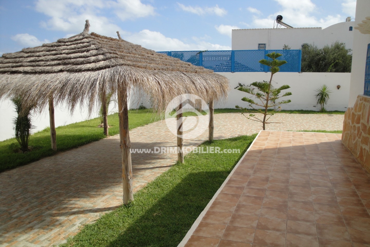 V 066 -   Villa avec piscine Djerba